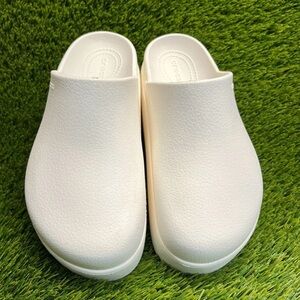 Crocs Dylan Platform W7 EUC